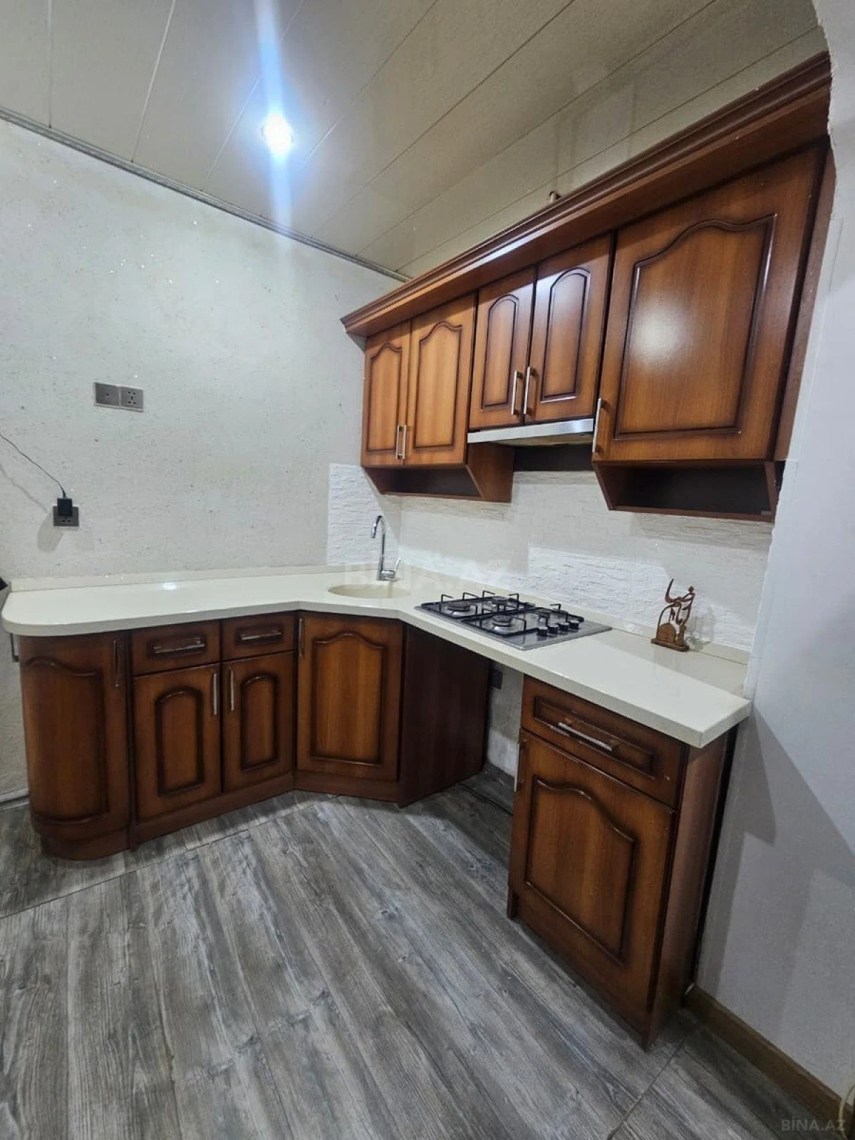 Kirayə verilir 1 otaqlı mənzil 40 m²