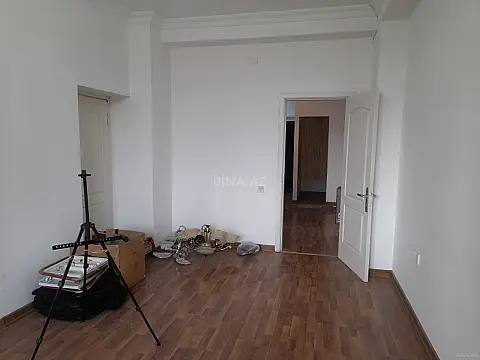 Kirayə verilir 3 otaqlı ofis 150 m²