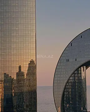 Satılır 3 otaqlı mənzil 172 m²