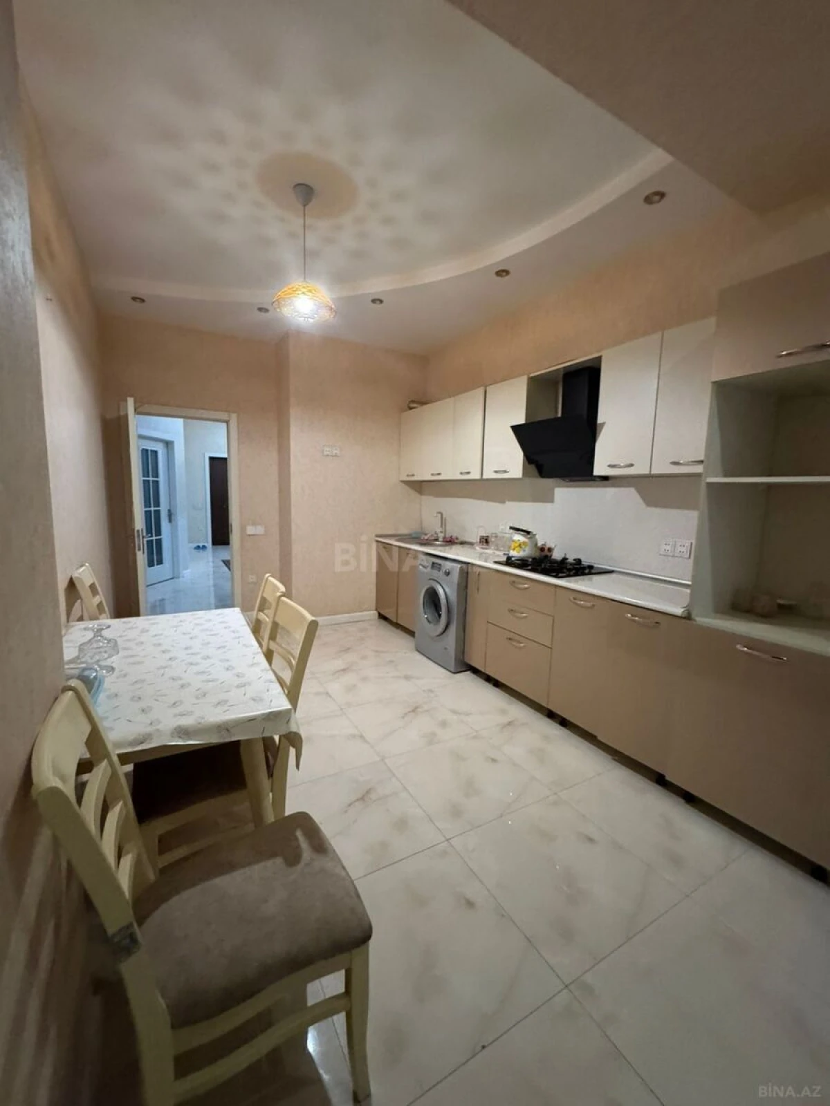 Kirayə verilir 3 otaqlı mənzil 105 m²
