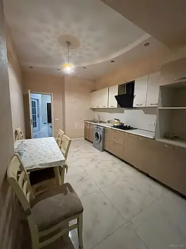 Kirayə verilir 3 otaqlı mənzil 105 m²