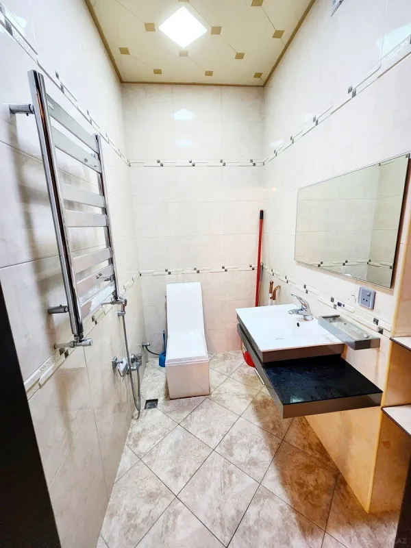 Kirayə verilir 3 otaqlı mənzil 120 m²