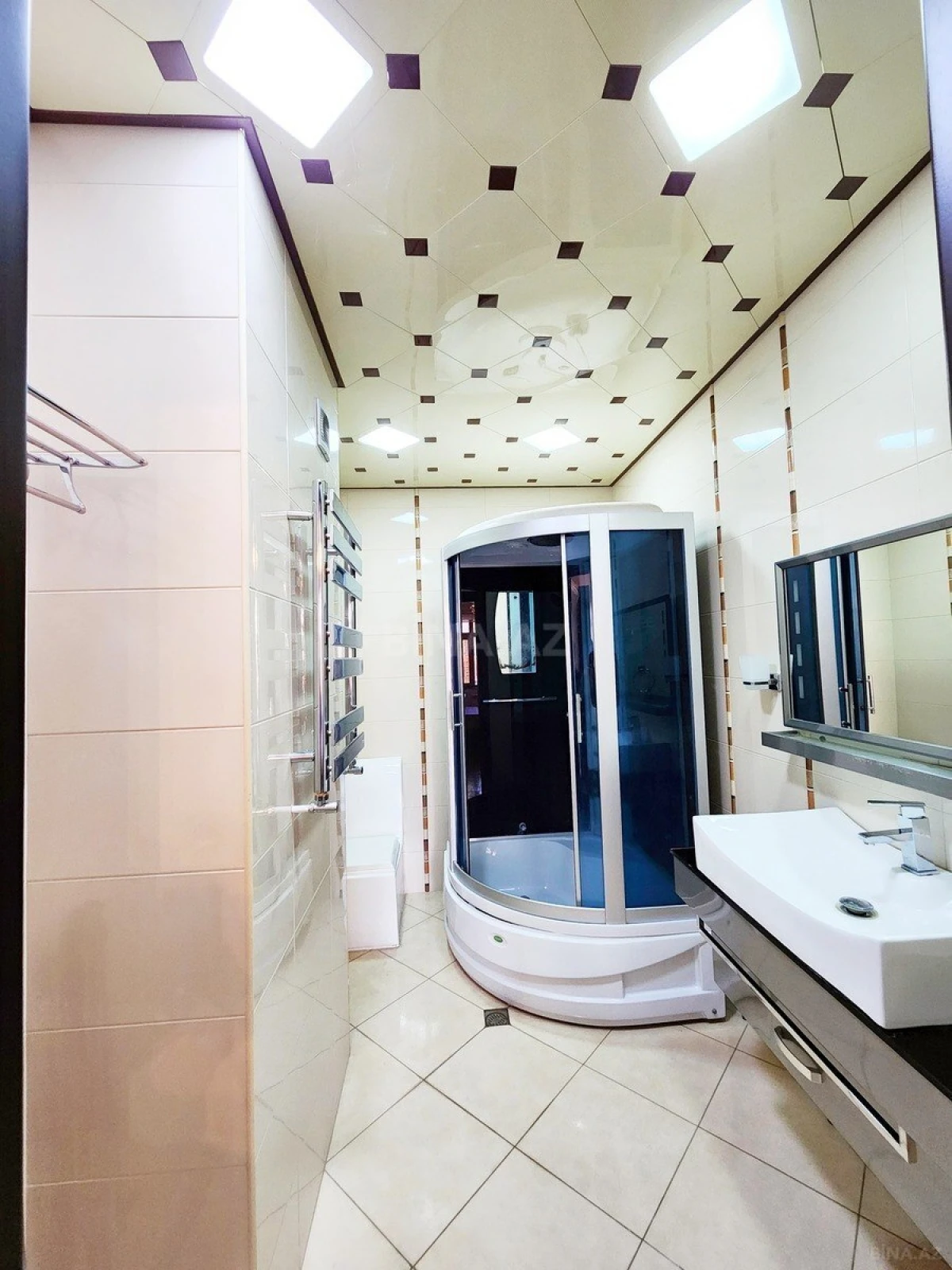 Kirayə verilir 3 otaqlı mənzil 120 m²