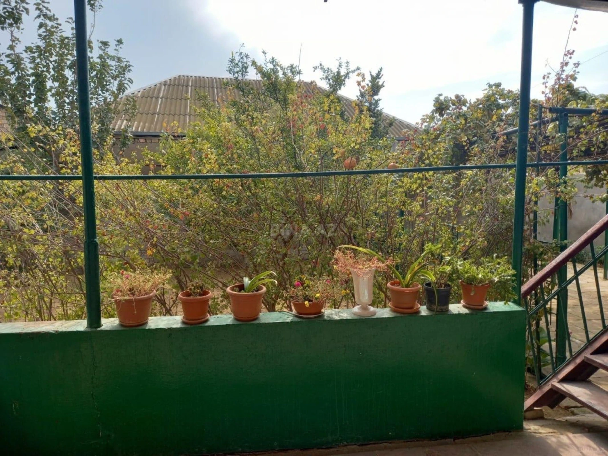 Satılır 5 otaqlı həyət evi 180 m²