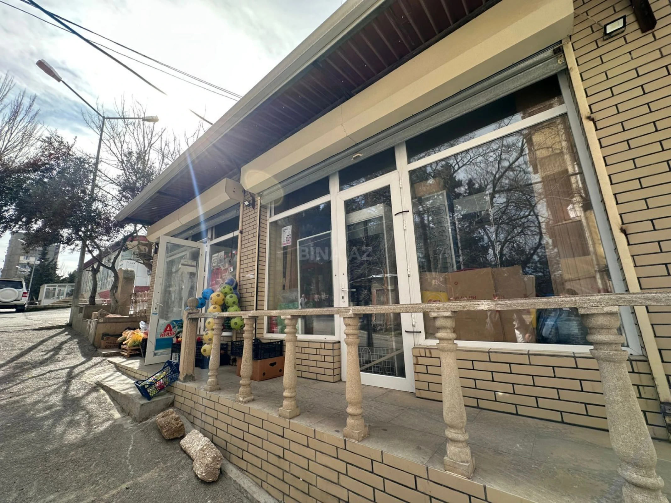 Satılır obyekt 55 m²