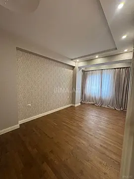 Kirayə verilir 5 otaqlı mənzil 230 m²