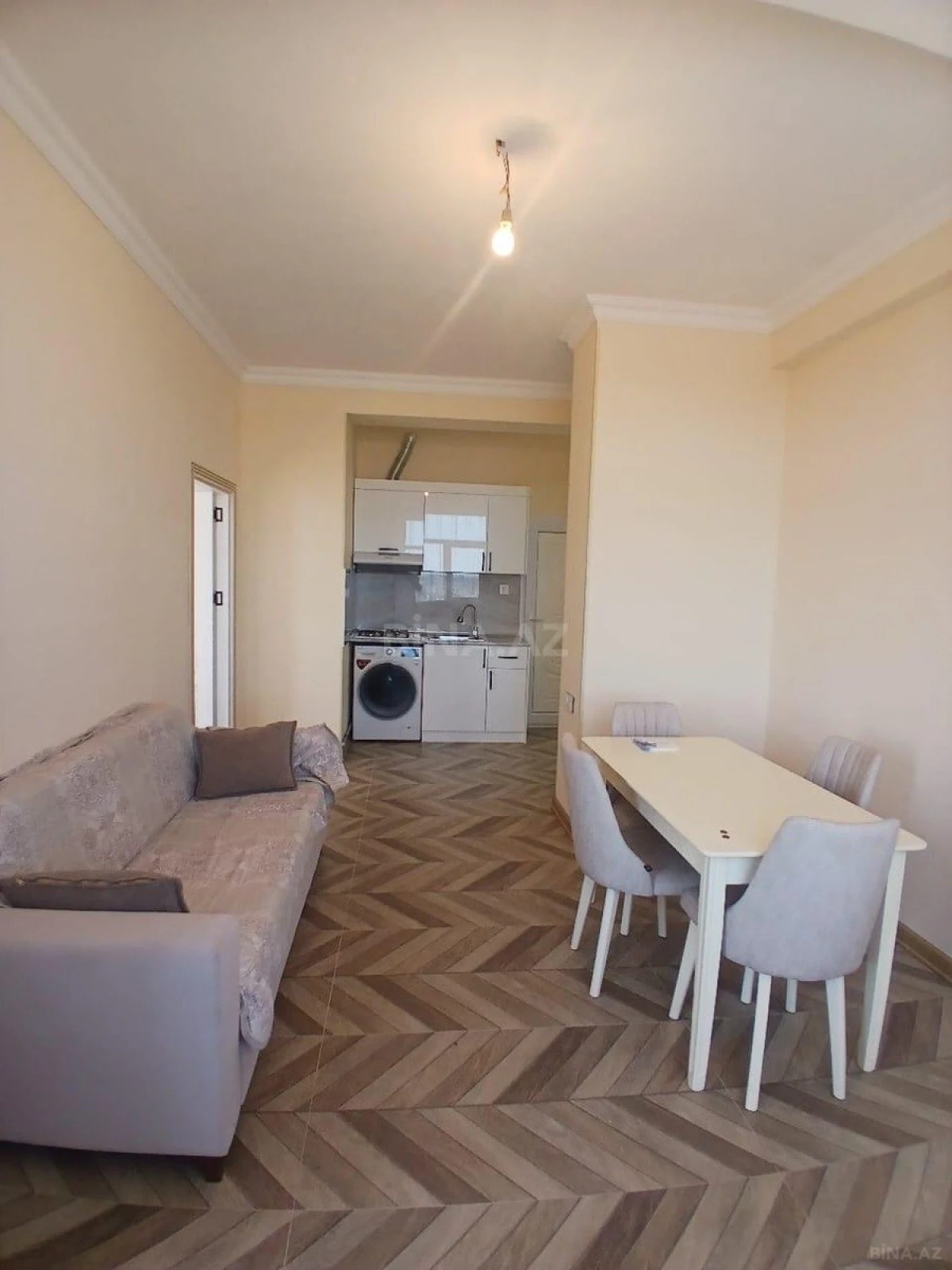 Kirayə verilir 2 otaqlı mənzil 53 m²