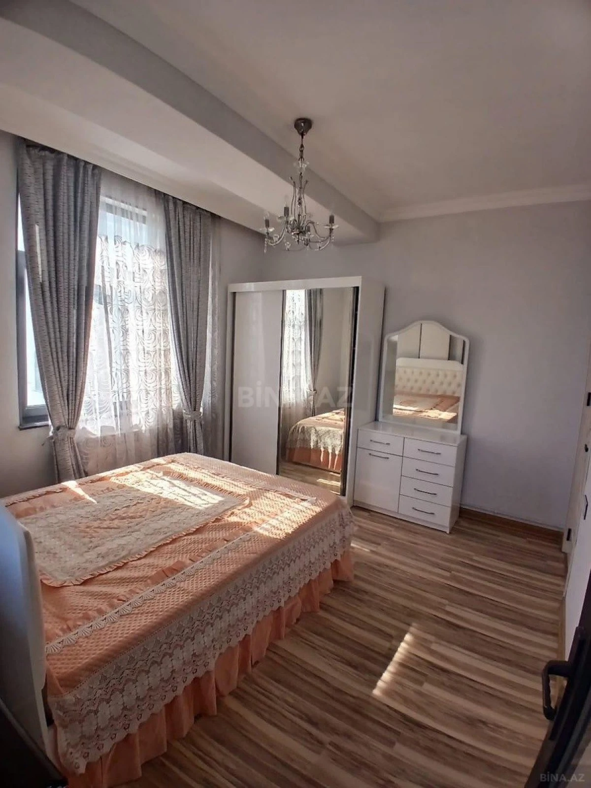 Kirayə verilir 2 otaqlı mənzil 53 m²