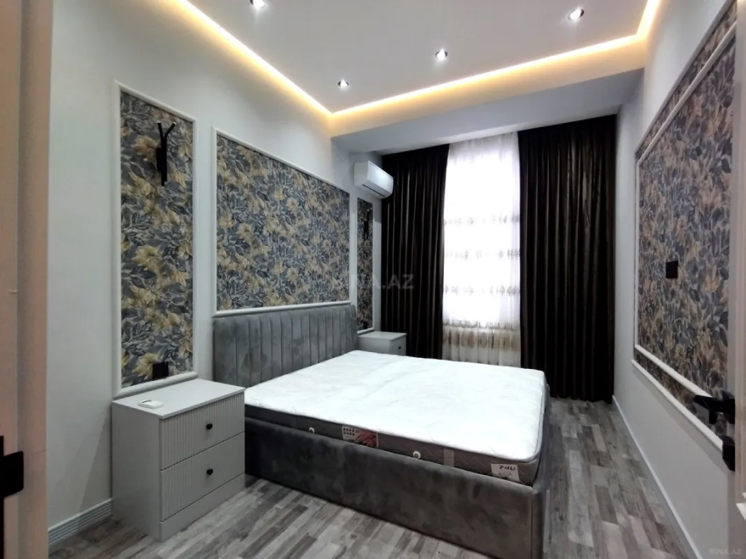 Satılır 4 otaqlı mənzil 133 m²
