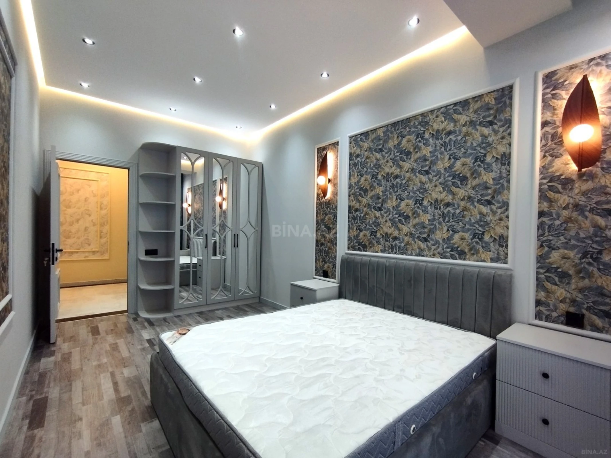 Satılır 4 otaqlı mənzil 133 m²
