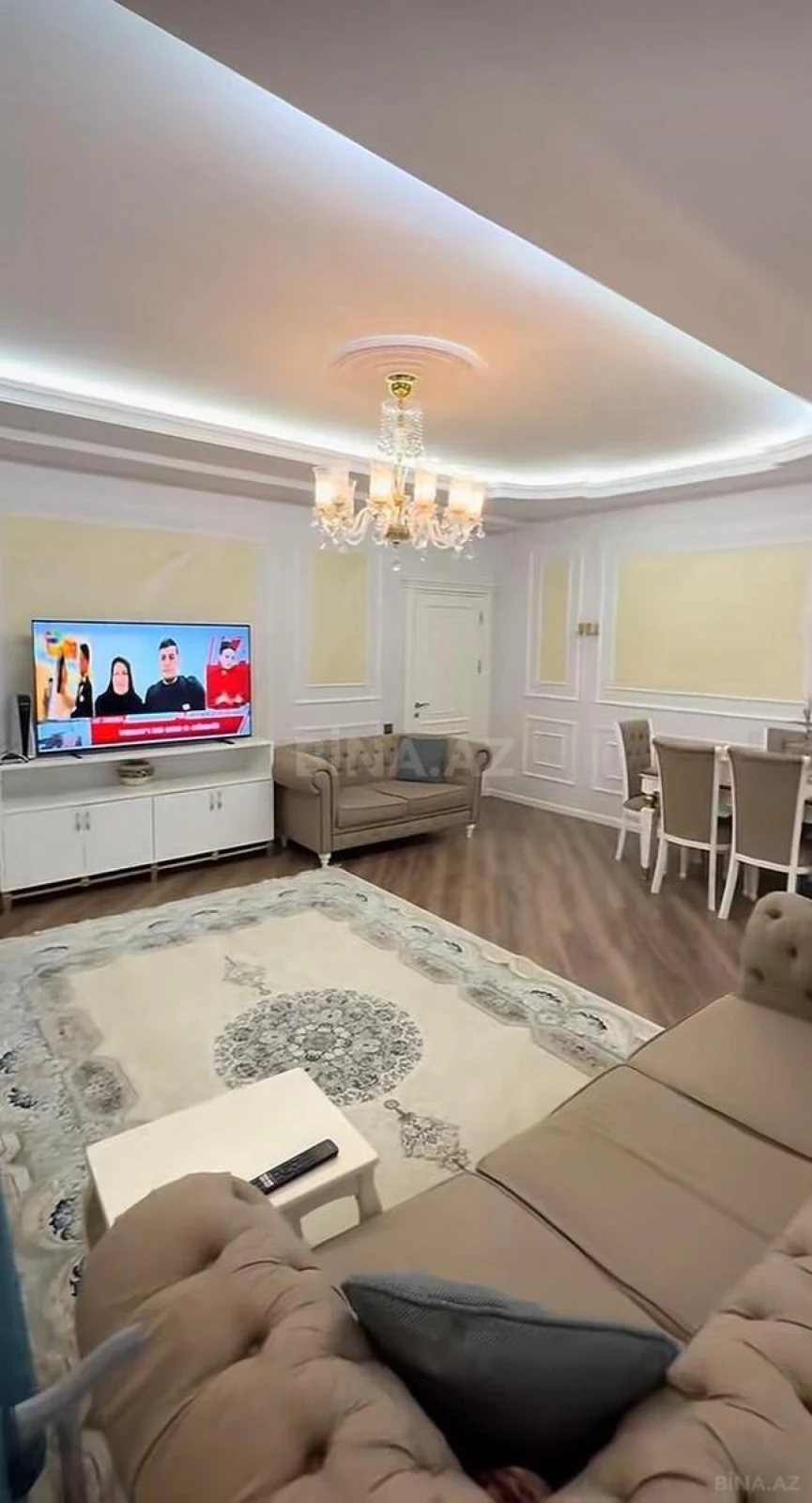 Satılır 4 otaqlı mənzil 181 m²