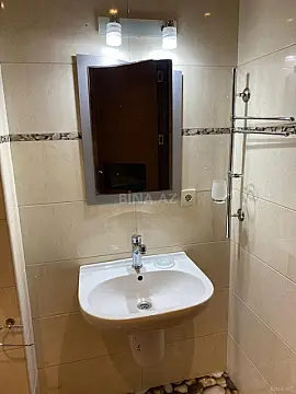 Kirayə verilir 2 otaqlı mənzil 87 m²
