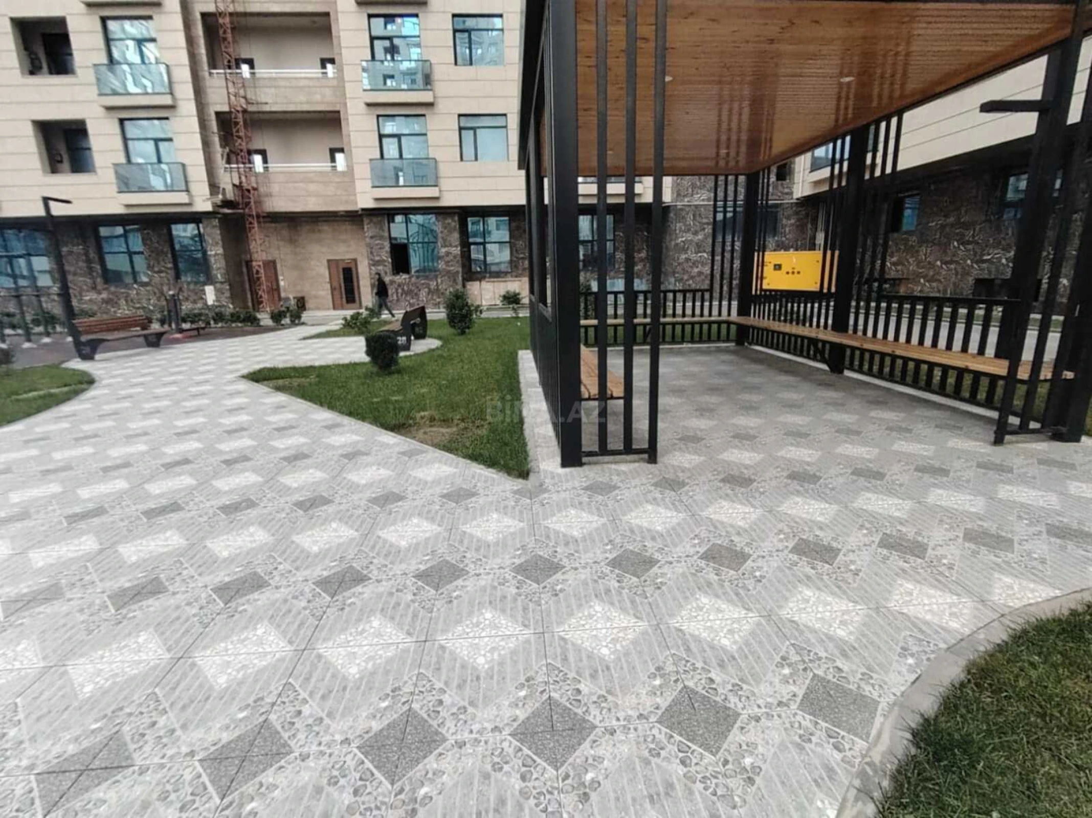 Kirayə verilir 2 otaqlı mənzil 60 m²