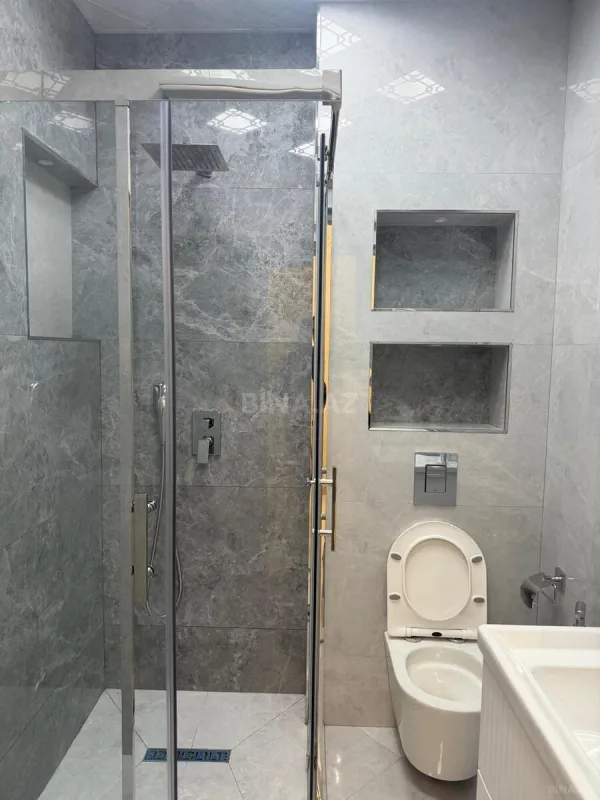 Kirayə verilir 2 otaqlı mənzil 60 m²