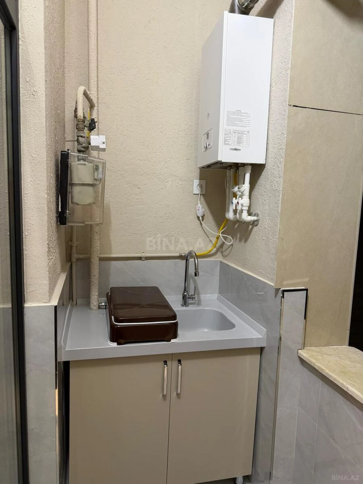 Kirayə verilir 2 otaqlı mənzil 60 m²