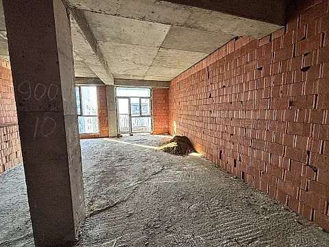 Satılır 1 otaqlı mənzil 61.5 m²