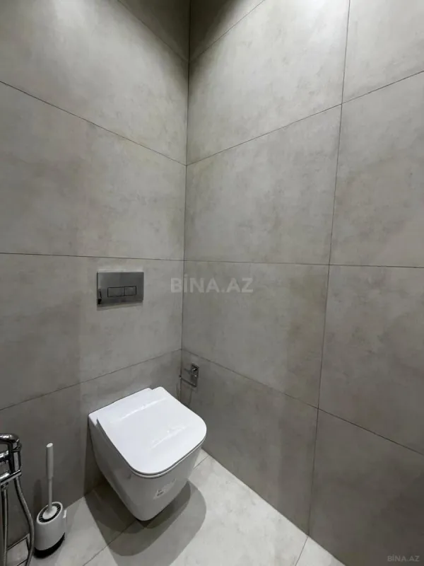 Satılır 3 otaqlı mənzil 140 m²