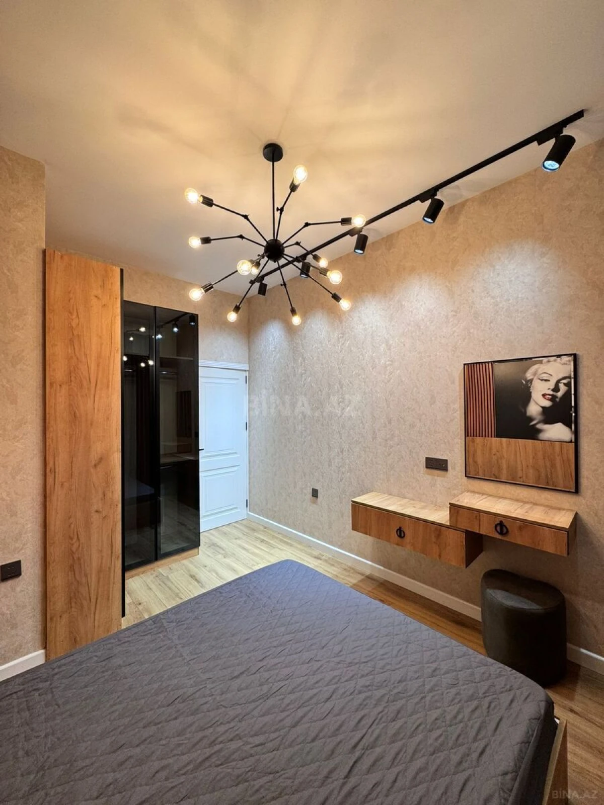 Satılır 2 otaqlı mənzil 54 m²