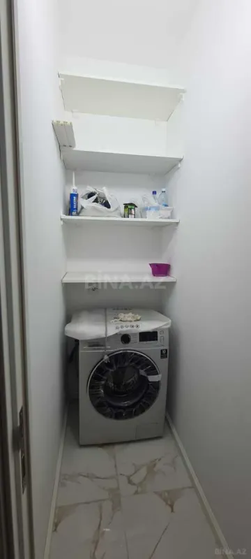 Kirayə verilir 2 otaqlı mənzil 80 m²