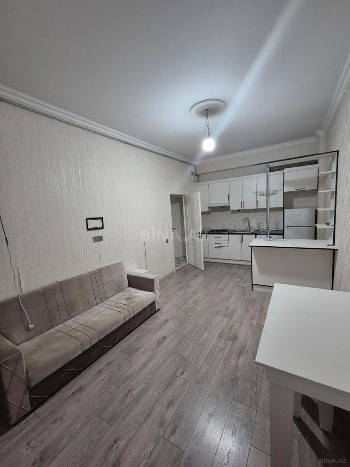 Kirayə verilir 2 otaqlı mənzil 52 m²