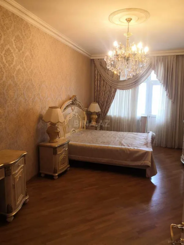 Kirayə verilir 3 otaqlı mənzil 120 m²