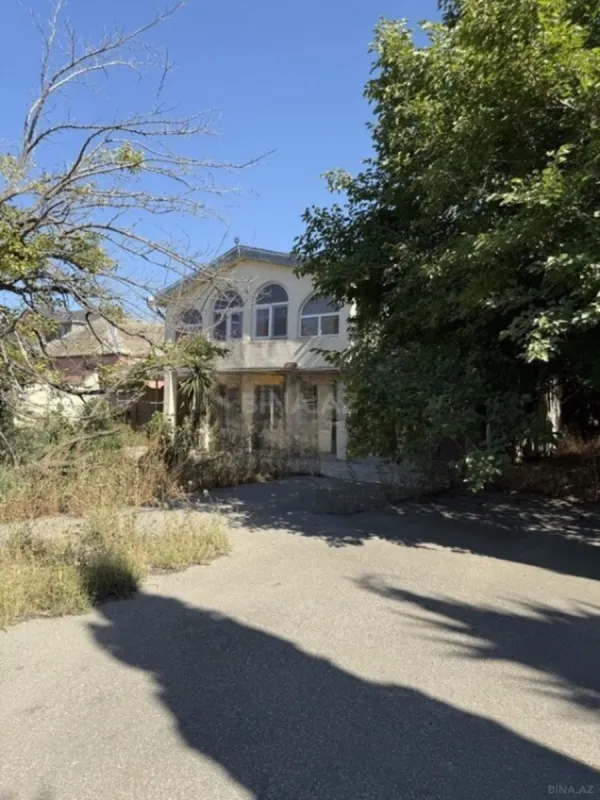Satılır 4 otaqlı həyət evi 100 m²