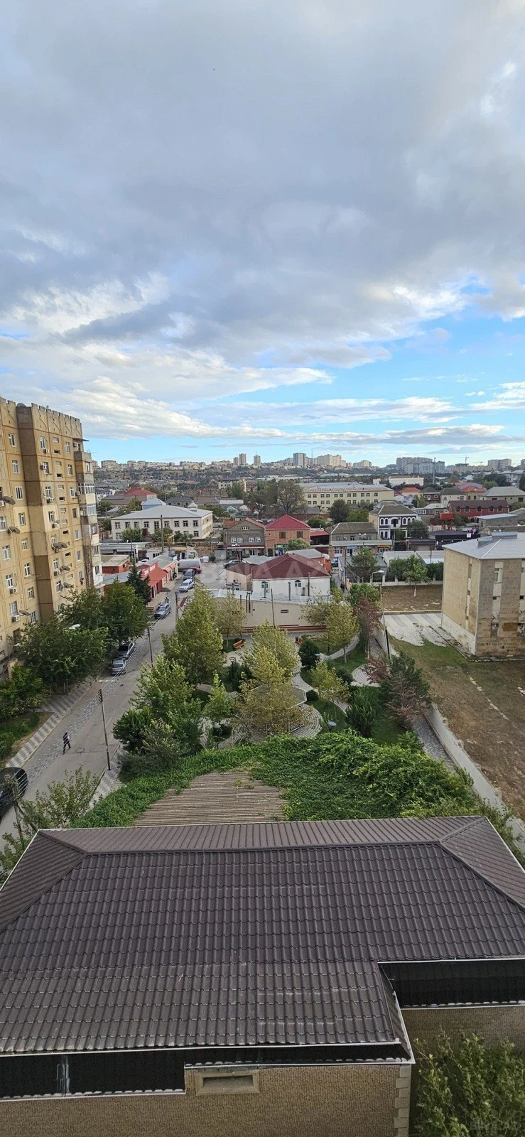 Satılır 2 otaqlı mənzil 58 m²