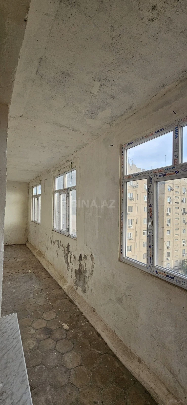 Satılır 2 otaqlı mənzil 58 m²