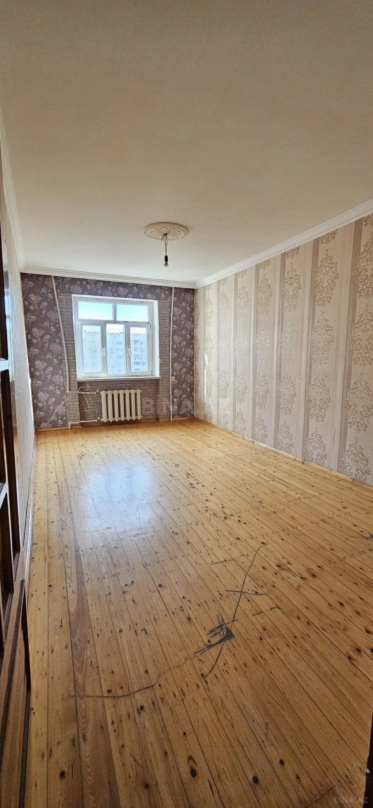 Satılır 2 otaqlı mənzil 58 m²