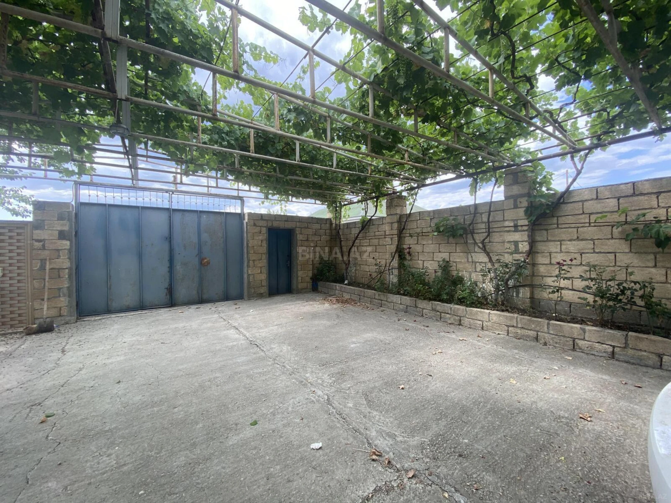 Satılır 3 otaqlı həyət evi 120 m²