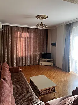Kirayə verilir 3 otaqlı mənzil 102 m² — Bakı, Həzi Aslanov qəs. 3 otaq 102.00 m²