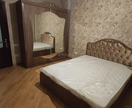 Kirayə verilir 3 otaqlı mənzil 102 m²