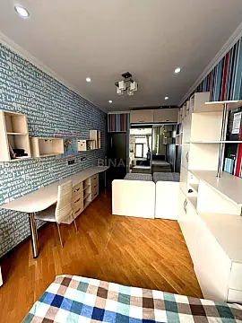 Satılır 3 otaqlı mənzil 134 m²