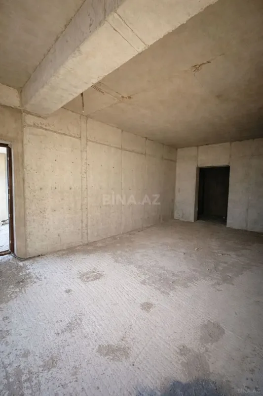 Satılır 4 otaqlı mənzil 165 m²