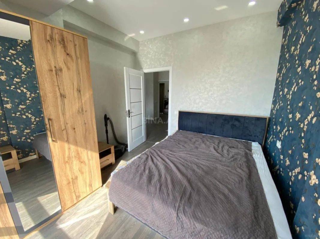 Kirayə verilir 2 otaqlı mənzil 53 m²