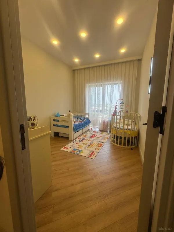 Satılır 3 otaqlı mənzil 89 m²