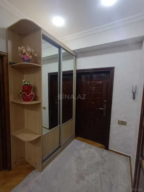 Kirayə verilir 3 otaqlı mənzil 110 m²