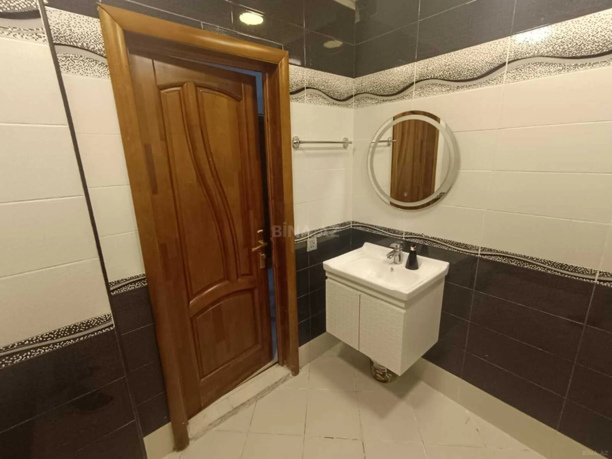 Kirayə verilir 3 otaqlı mənzil 110 m²