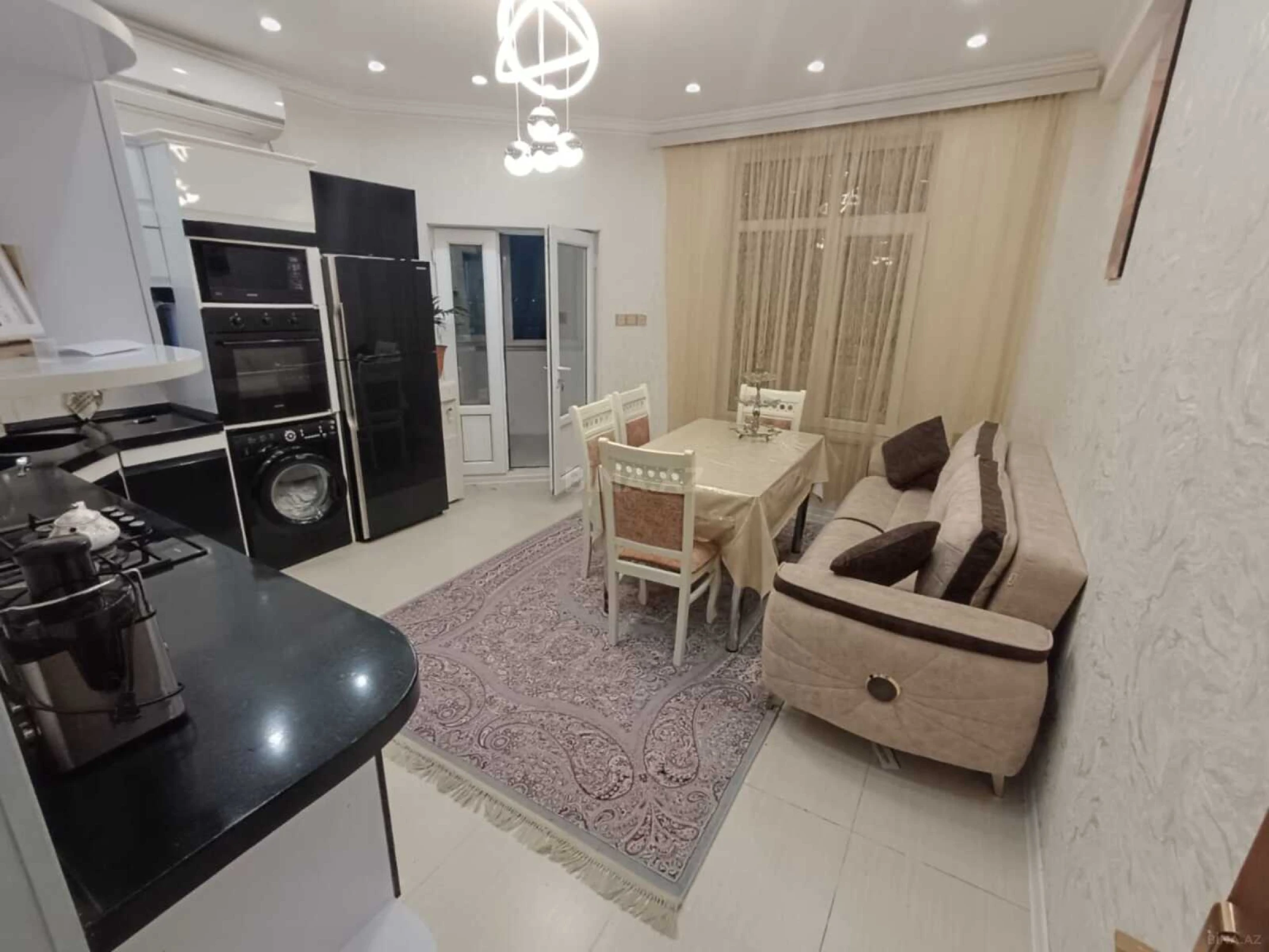 Kirayə verilir 3 otaqlı mənzil 110 m²