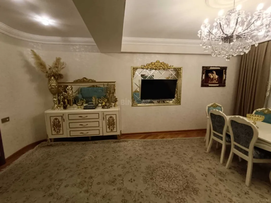 Kirayə verilir 3 otaqlı mənzil 110 m²