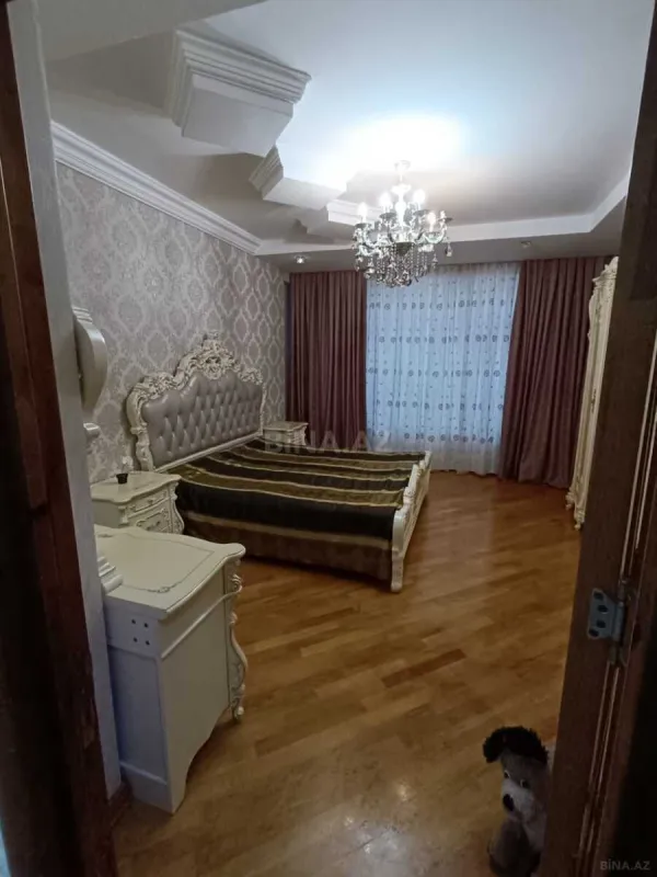 Kirayə verilir 3 otaqlı mənzil 110 m²
