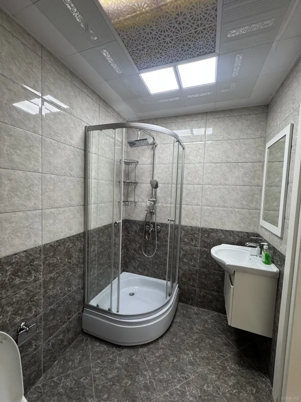 Kirayə verilir 2 otaqlı mənzil 60 m²