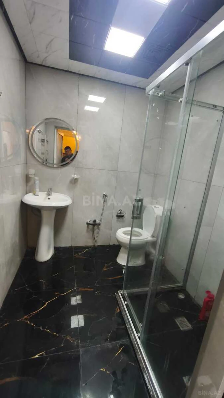 Kirayə verilir 2 otaqlı mənzil 52 m²