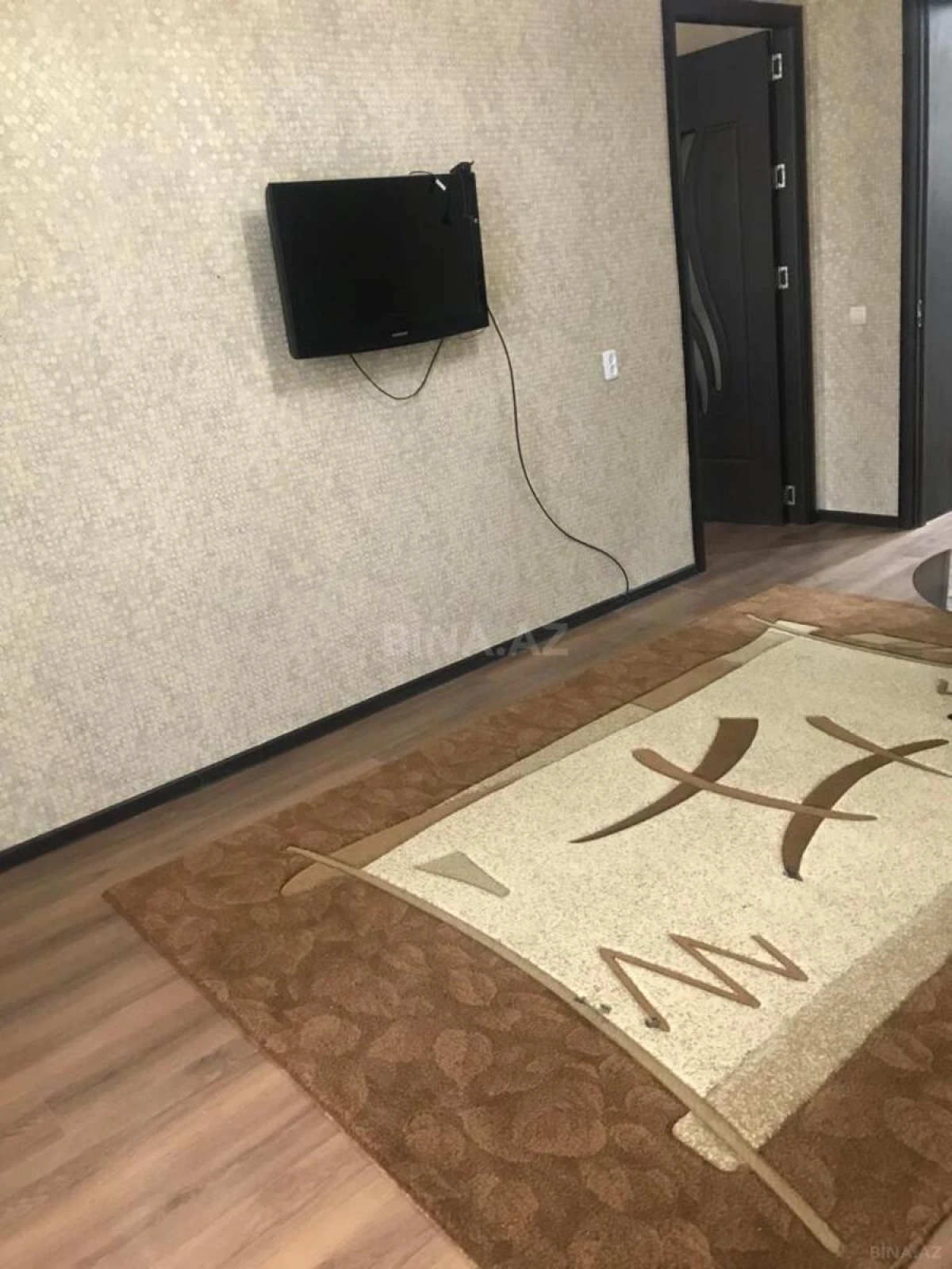 Kirayə verilir 3 otaqlı mənzil 100 m²