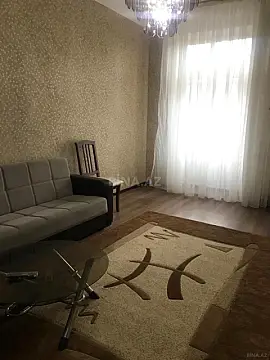 Kirayə verilir 3 otaqlı mənzil 100 m²