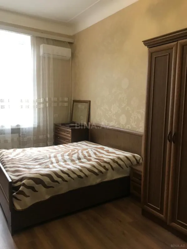 Kirayə verilir 3 otaqlı mənzil 100 m²