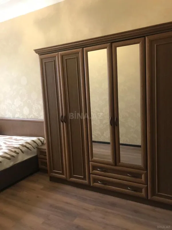Kirayə verilir 3 otaqlı mənzil 100 m²