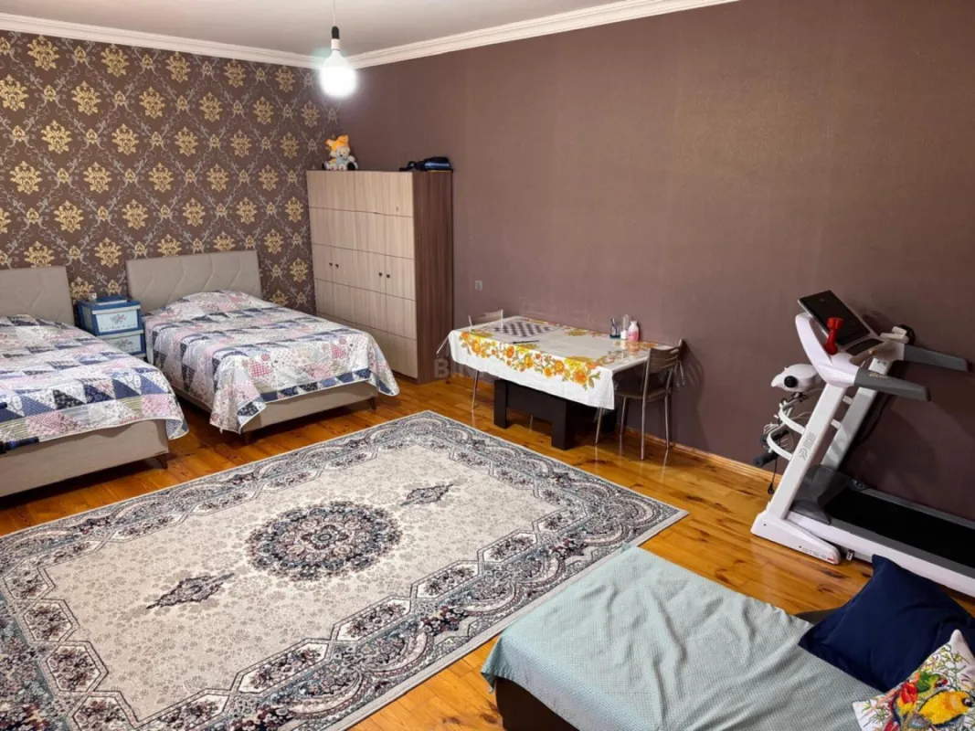 Satılır 4 otaqlı həyət evi 160 m²