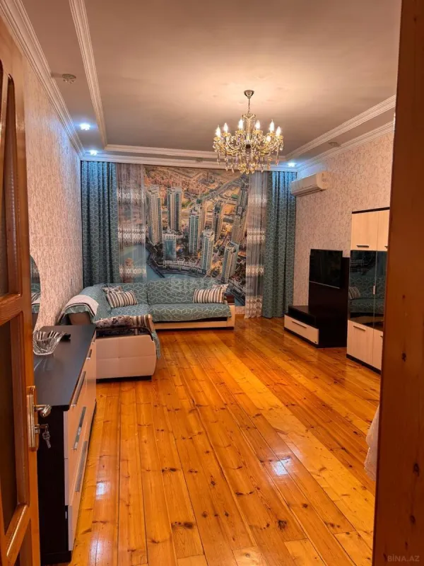 Satılır 4 otaqlı həyət evi 160 m²
