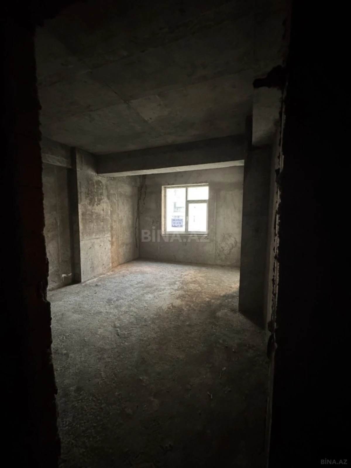 Satılır 2 otaqlı mənzil 85 m²